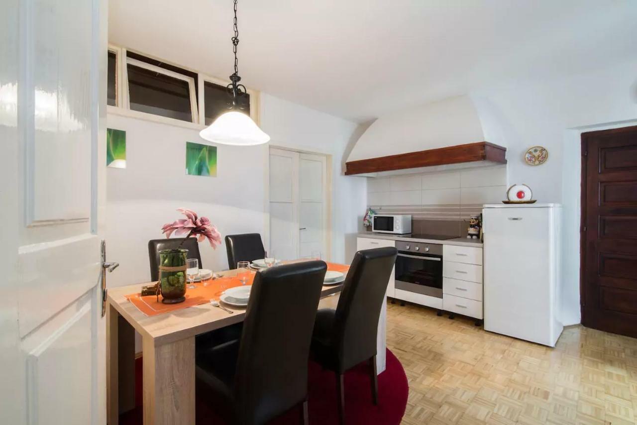 Charming Apartment Koper Exterior photo